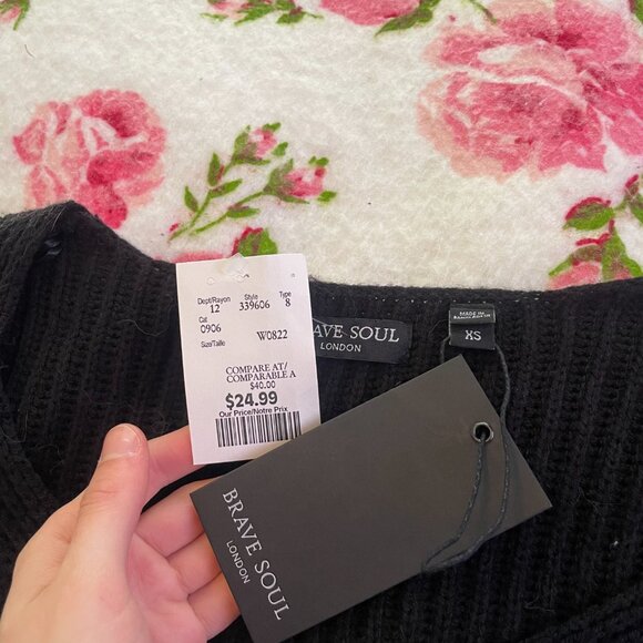 Tags Attached black knitted puffy sleeves drop sleeve plunge knitted sweater! - Picture 13 of 15